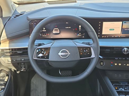 New 2026 Nissan Murano Platinum image 16