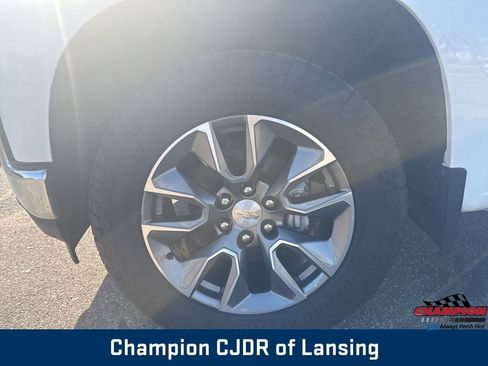 Used 2021 Chevrolet Silverado 1500 LT w/ Z71 Off-Road Package AWD/4WD image 10