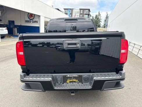 Used 2016 Chevrolet Colorado LT w/ Midnight Edition AWD/4WD image 6