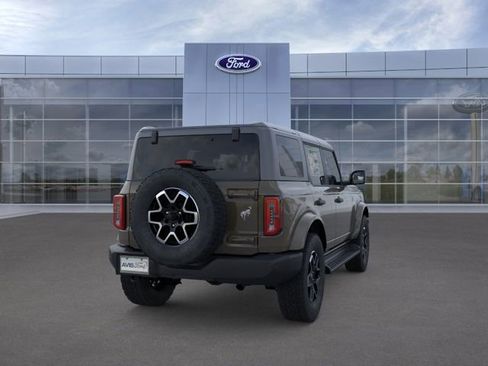 New 2026 Ford Bronco Outer Banks AWD/4WD image 8