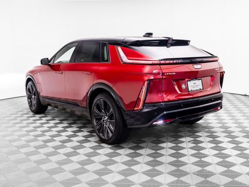 New 2026 Cadillac Lyriq Signature Sport w/ Nappa Leather Package AWD/4WD image 3