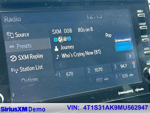 Used 2021 Toyota Camry SE w/ Audio Upgrade Package FWD image 29