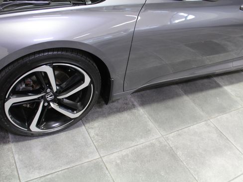 Used 2018 Honda Accord Sport image 33