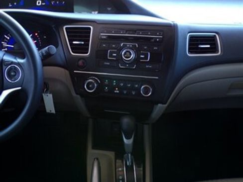 Used 2015 Honda Civic LX image 34