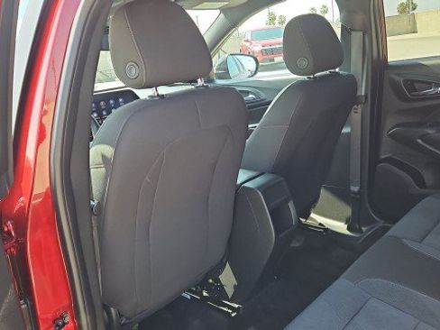 Used 2024 Chevrolet Trax RS w/ Driver Confidence Package FWD image 21
