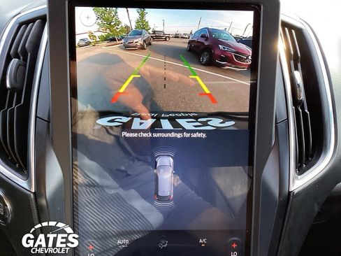 Used 2022 Ford Edge Titanium AWD/4WD image 20