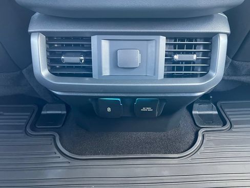 Used 2024 Ford F150 Lariat w/ FX4 Off-Road Package AWD/4WD image 24