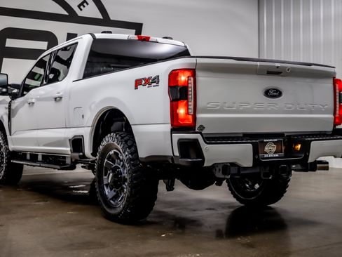 Used 2024 Ford F250 XLT w/ XLT Premium Package AWD/4WD image 35