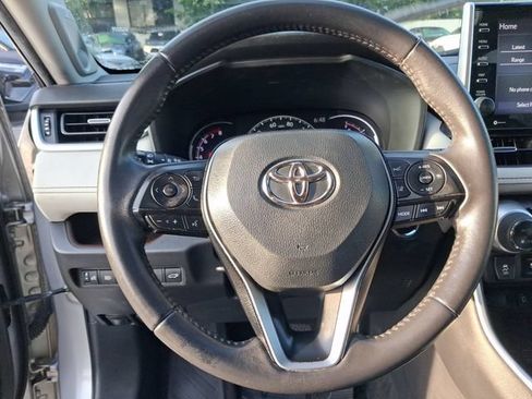 Used 2022 Toyota RAV4 Limited AWD/4WD image 16