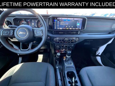 Used 2024 Jeep Gladiator Rubicon w/ Convenience Group image 19