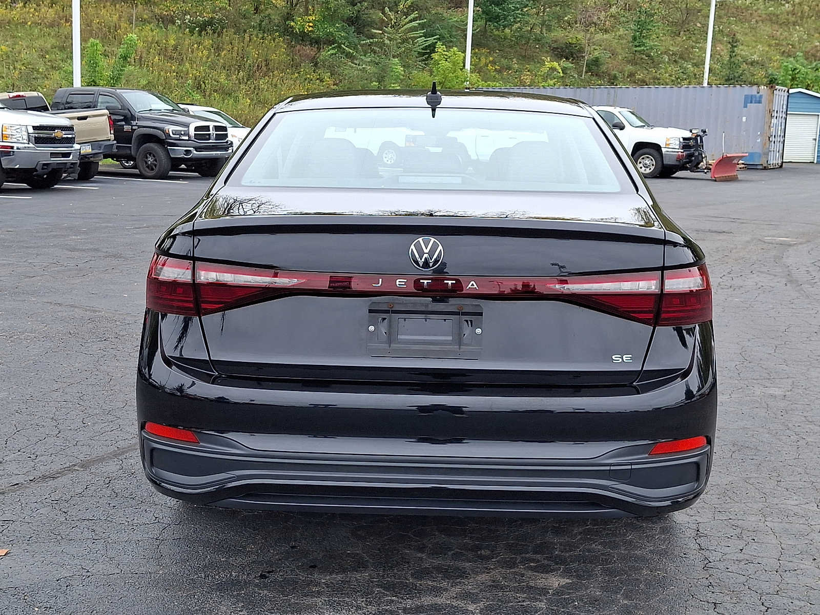Used 2025 Volkswagen Jetta SE FWD image 5