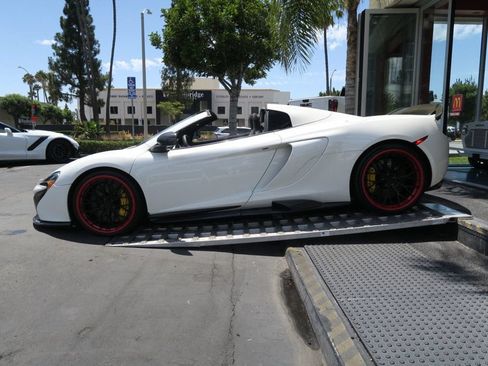 Used 2015 McLaren 650S Spider RWD image 31