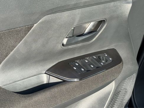 New 2026 Nissan Kicks S FWD image 19