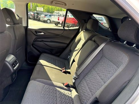 Used 2023 Chevrolet Equinox LT image 18