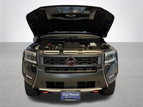 New 2025 Nissan Frontier PRO-4X w/ Pro Convenience Package image 4