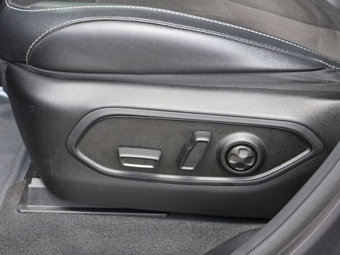 Used 2023 Jeep Grand Cherokee Altitude AWD/4WD image 24