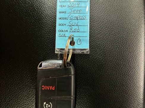 Used 2019 Jeep Compass Limited AWD/4WD image 39