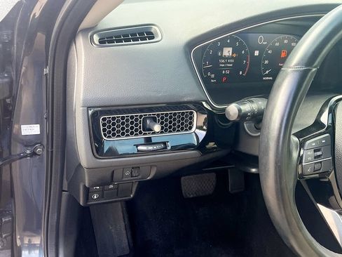 Used 2023 Honda Civic Touring image 10