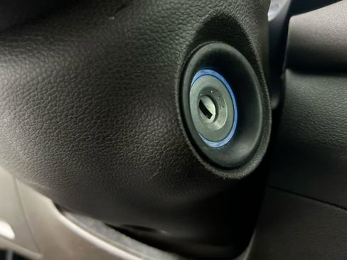 Used 2020 Hyundai Santa Fe SE image 21