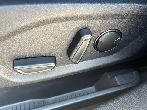 Used 2024 Ford Edge SEL AWD/4WD image 22