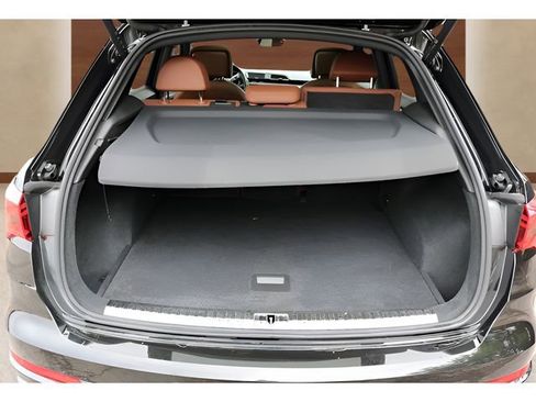 Used 2022 Audi Q3 2.0T Premium Plus image 17