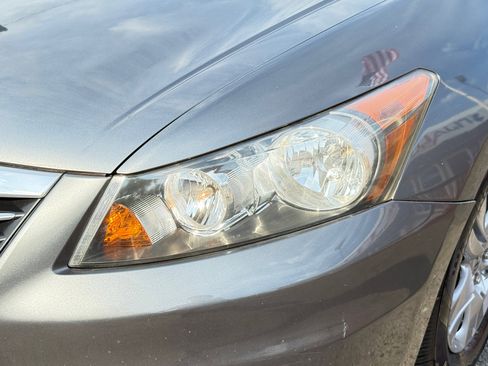 Used 2012 Honda Accord LX image 10