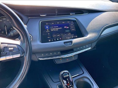 Used 2023 Cadillac XT4 Premium Luxury FWD image 9