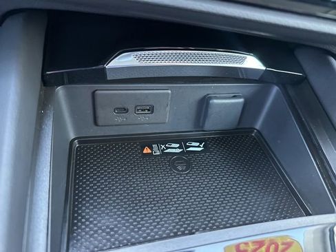 Used 2025 Buick Envision Preferred image 28