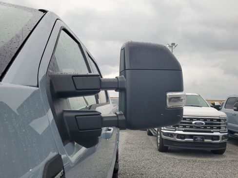 New 2026 Ford F250 Lariat w/ Black Appearance Package image 5