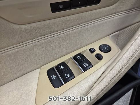 Used 2020 BMW 530e RWD image 29