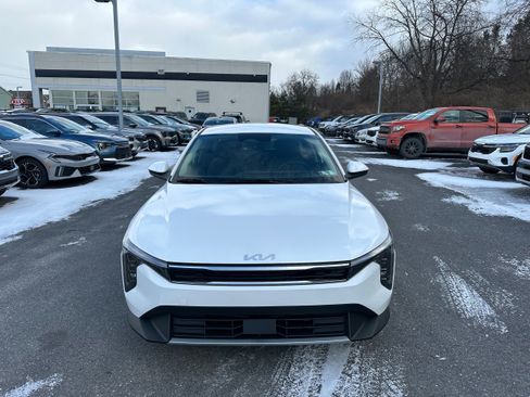 New 2025 Kia K4 EX image 2