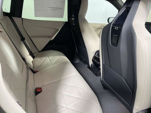 New 2022 BMW iX xDrive50 w/ Convenience Package image 29