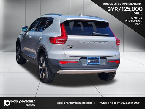 Used 2025 Volvo XC40 B5 Plus AWD/4WD image 27