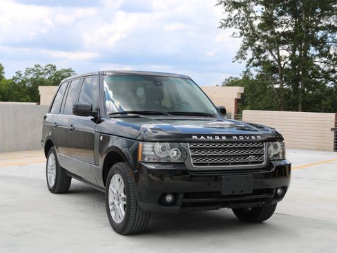 Used 2010 Land Rover Range Rover HSE AWD/4WD image 3