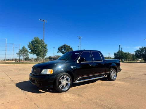 Used 2001 Ford F150 Harley-Davidson image 3