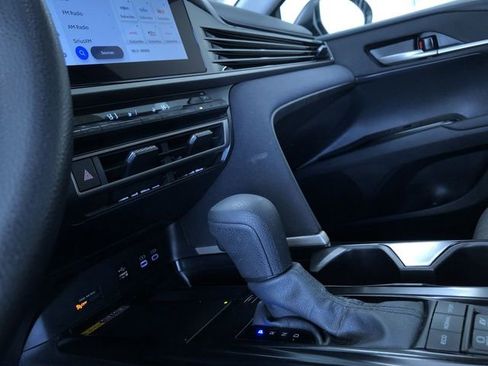 Certified 2025 Toyota Camry LE image 30