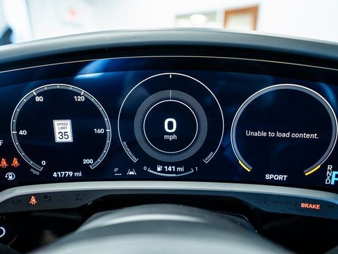 Used 2021 Porsche Taycan 4S image 42