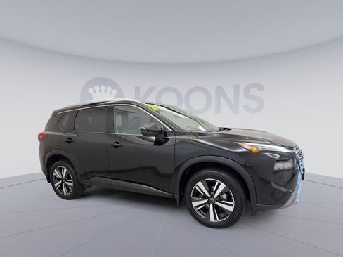 Used 2024 Nissan Rogue SL w/ SL Premium Package AWD/4WD image 12