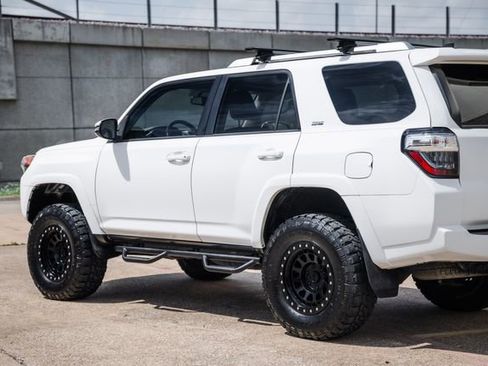 Used 2016 Toyota 4Runner SR5 Premium AWD/4WD image 30