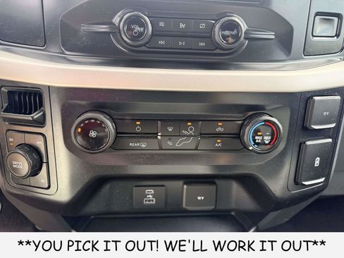 Used 2021 Ford F150 XLT AWD/4WD image 21