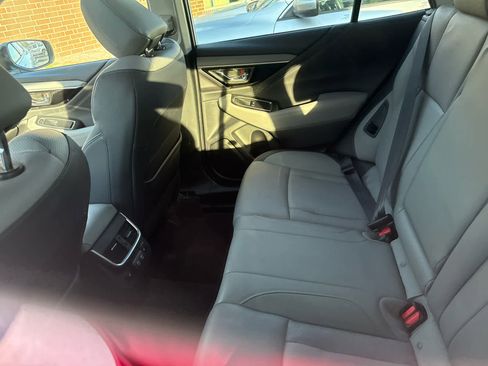 Used 2022 Subaru Outback Limited image 16