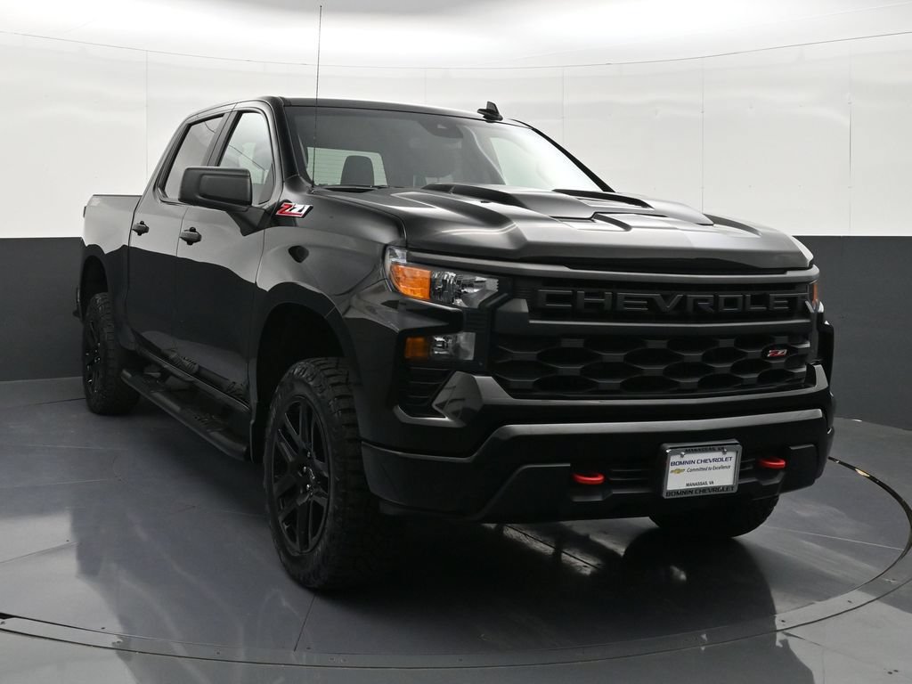 Certified 2023 Chevrolet Silverado 1500 Custom Trail Boss w/ LPO, Dark Essentials Package AWD/4WD image 7