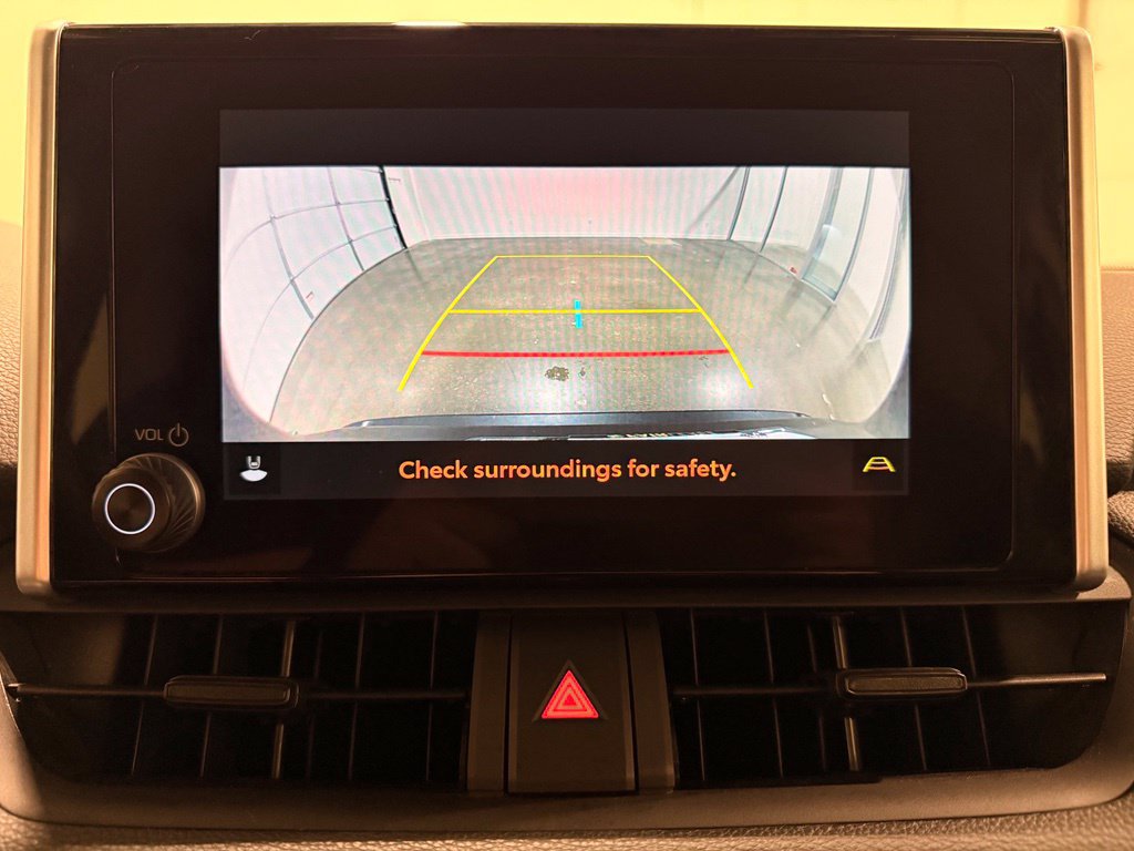 Used 2025 Toyota RAV4 XLE FWD image 24