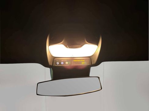 Used 2024 Chevrolet Colorado Trail Boss image 23