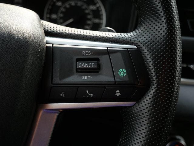 Used 2025 Mitsubishi Outlander AWD image 18