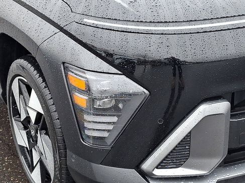 Used 2024 Hyundai Kona Limited image 9