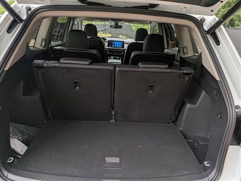Used 2026 Volkswagen Atlas SEL Premium R-Line AWD/4WD image 22