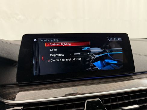 Used 2018 BMW M550i xDrive M550i xDrive image 31