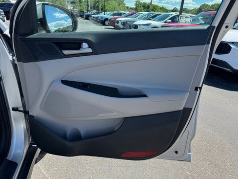 Used 2018 Hyundai Tucson SE AWD/4WD image 29