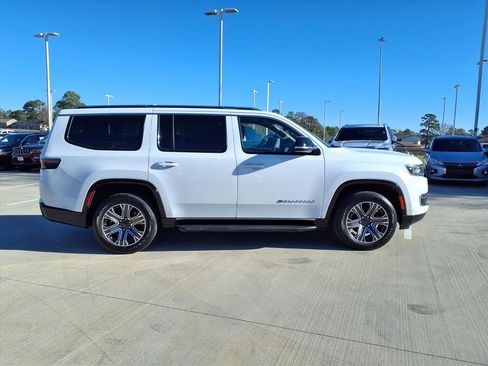 Used 2024 Jeep Wagoneer Series II image 5